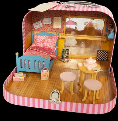 Sam & Julia - Mouse Mansion to Go