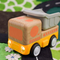 Wanborns - Lights & Sound Wooden Friction Vehicle Dump Truck