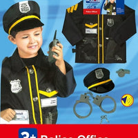 Le Sheng - Police Dress Up