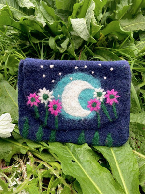 Himalayan Felt Co - Purse Luna