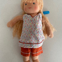 Dolls 4 Tibet - Steiner-inspired Global Friendship Doll 28cm Daisy